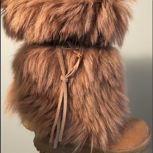 Bear paw boots